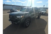 $37900 : Toyota Tacoma 2021 4x4 TRD P thumbnail