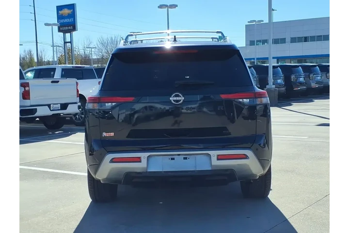 $29355 : Nissan Pathfinder 2023 SL 4d image 6