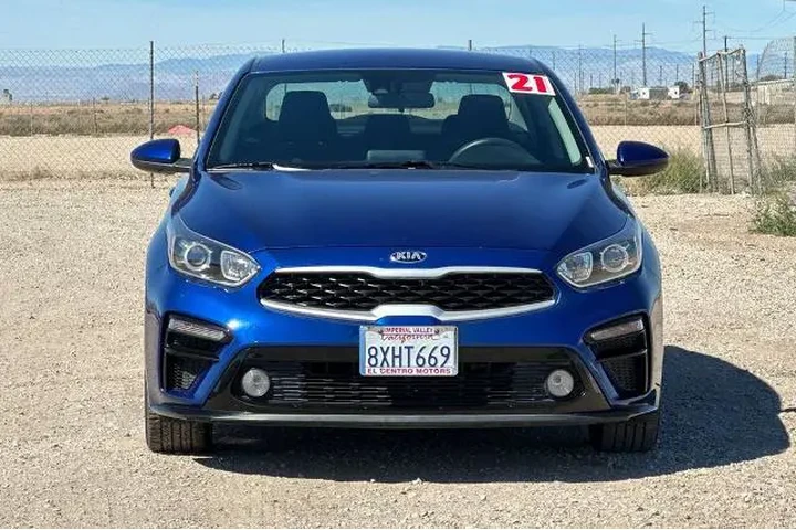 $15888 : Kia Forte 2021 LXS 4dr Sedan image 10