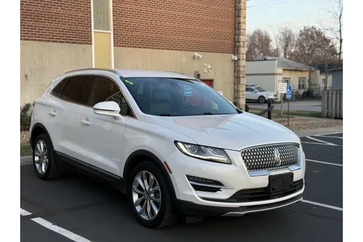 $15999 : 2019 MKC Select image 1