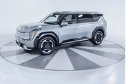 $37460 : Kia EV9 2024 AWD Land 4dr SU thumbnail