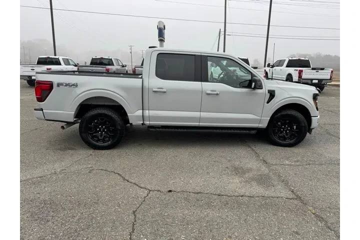 $36766 : Ford F-150 2024 4x4 XLT 4dr image 5