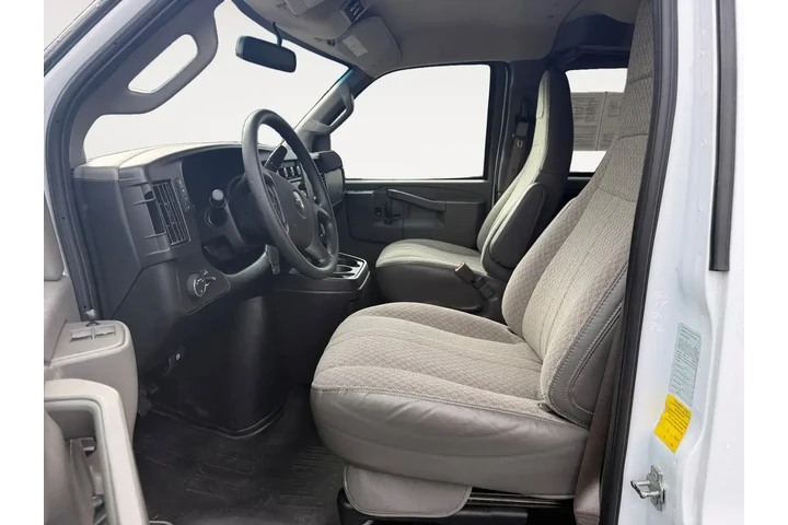 $34884 : Chevrolet Express 2023 LS 35 image 10
