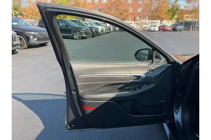 $16995 : Hyundai SONATA 2022 Limited image 10