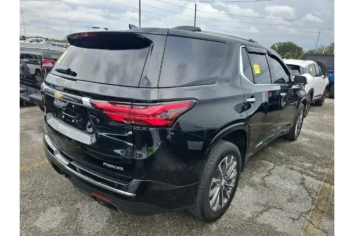 $30100 : Chevrolet Traverse 2023 4x4 image 2