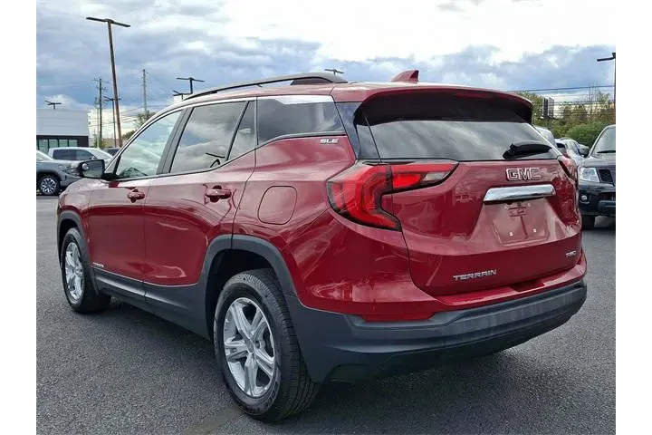 $22809 : GMC Terrain 2021 4x4 SLE 4dr image 4