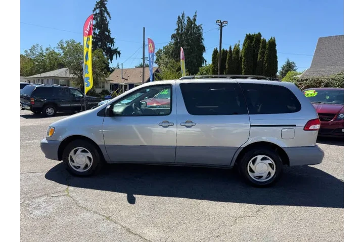$5995 : 2001 Sienna LE image 7