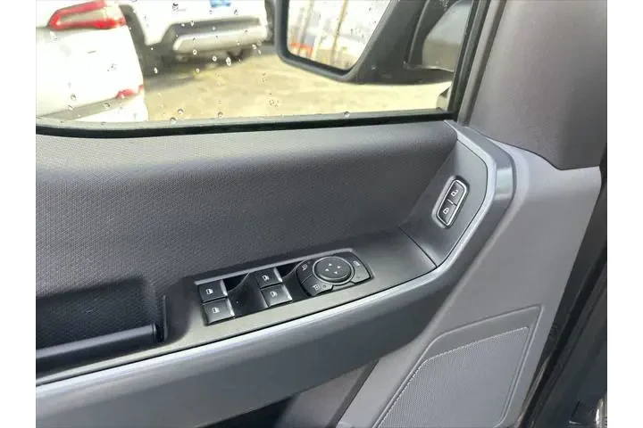 $35699 : Ford F-150 2023 4x4 XLT 4dr image 6