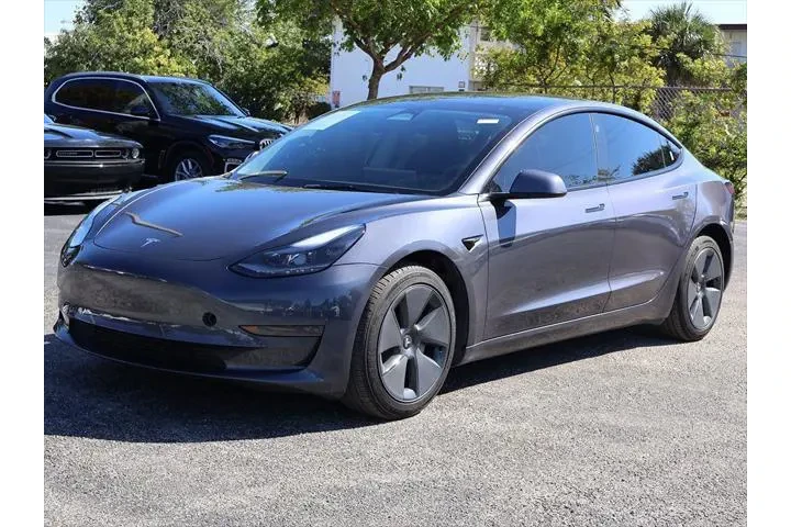 $23990 : Tesla Model 3 2023 4dr Sedan image 8