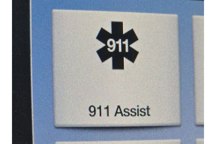 $32665 : Ford F-150 2018 4x4 Lariat 4 image 7