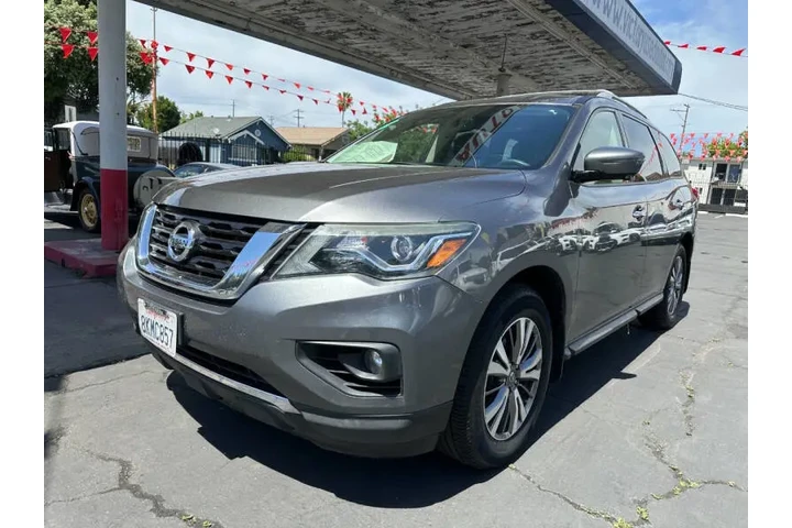 2019 Pathfinder S image 6