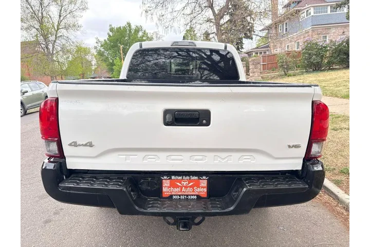 $25995 : 2018 Tacoma SR5 V6 image 5