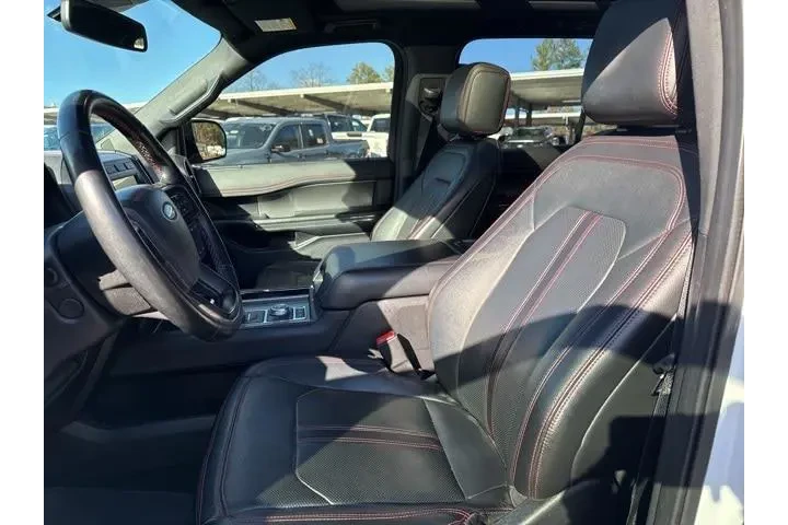 $33939 : Ford Expedition 2019 4x4 Lim image 9