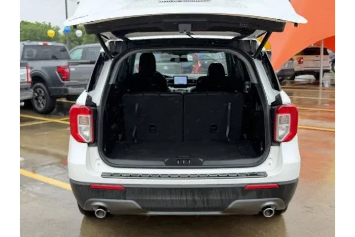 $32589 : Ford Explorer 2024 XLT 4dr S image 8