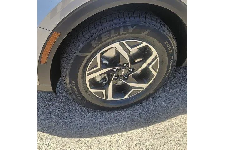 $19988 : Kia Sportage 2023 LX 4dr SUV image 9