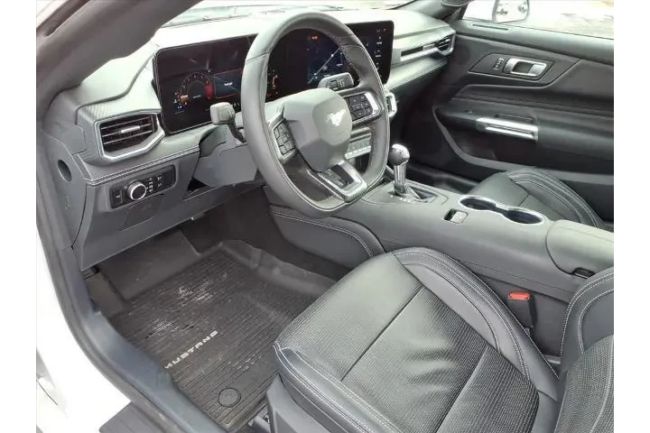 $34795 : Ford Mustang 2024 EcoBoost 2 image 7