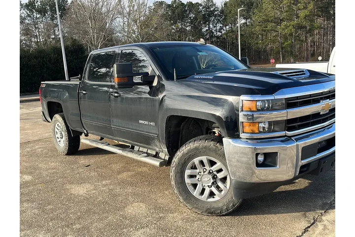 $35655 : Chevrolet Silverado 2500HD 2 image 5