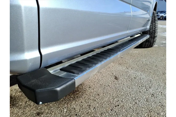 $35000 : Ford F-150 2024 4x4 XLT 4dr image 8