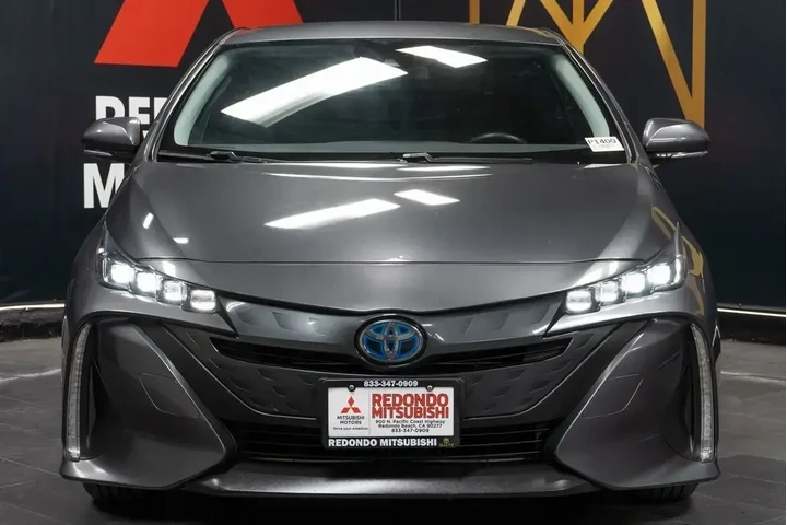 $20697 : Toyota Prius Prime 2020 LE 4 image 10