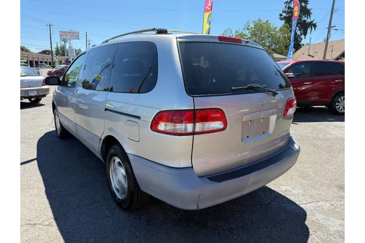 $5995 : 2001 Sienna LE image 8