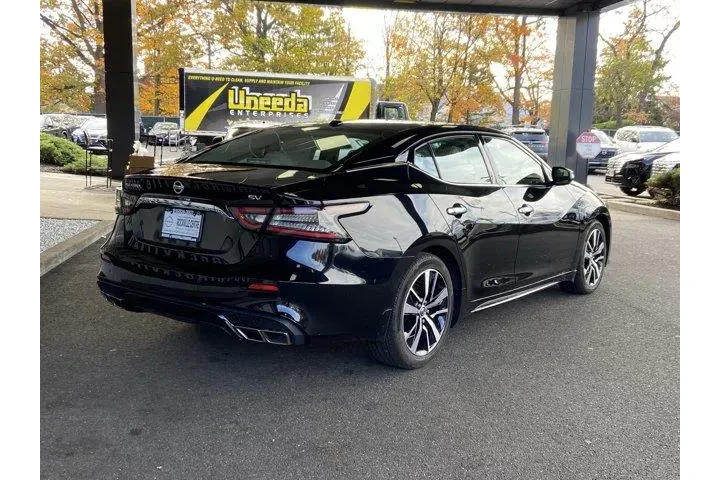 Nissan Maxima 2022 3.5 SV 4d image 5