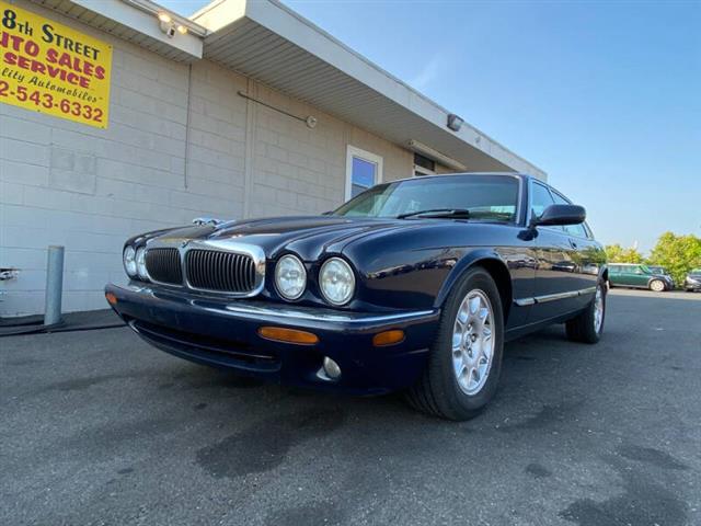 $2495 : 2001 XJ-Series XJ8 image 1