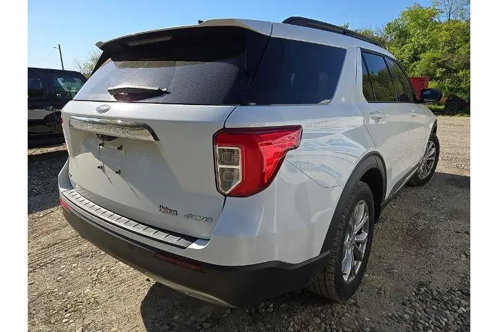 $24053 : Ford Explorer 2021 AWD XLT 4 image 4