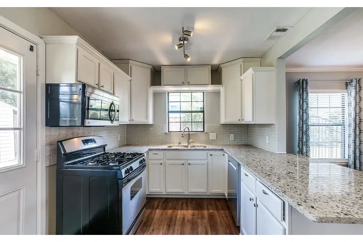 $980 : stainless steel hardwood home image 6