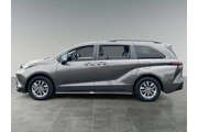 $38857 : Toyota Sienna 2023 XLE 8-Pas thumbnail