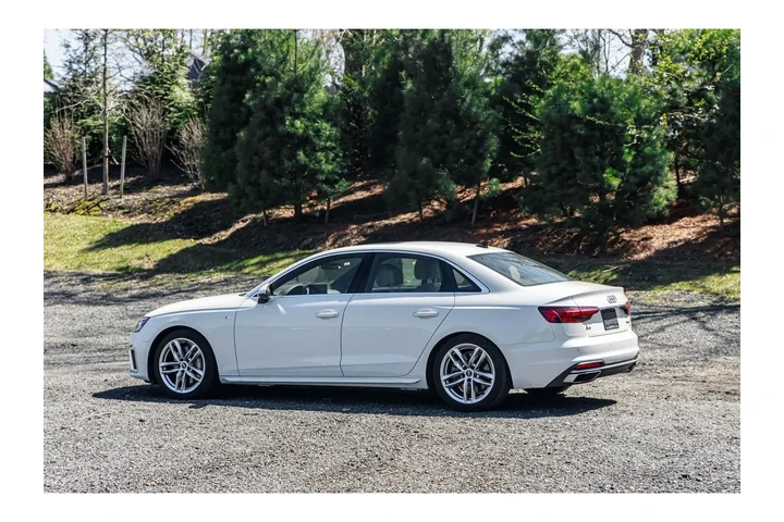 $20395 : Audi A4 2023 AWD quattro S l image 5