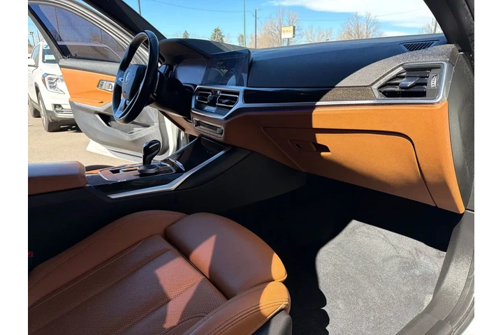 $26995 : 2022 BMW 330i xDrive image 9