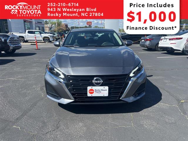 $22590 : PRE-OWNED 2023 NISSAN ALTIMA image 2