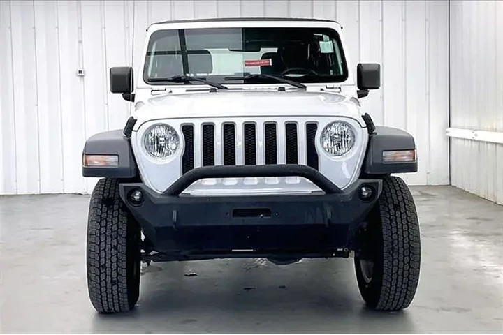 $17490 : Jeep Wrangler 2019 4x4 Sport image 3