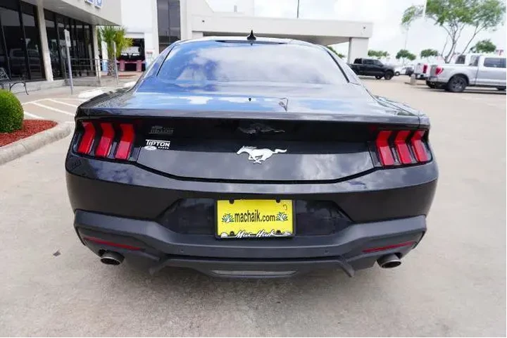 $31888 : Ford Mustang 2025 EcoBoost P image 5