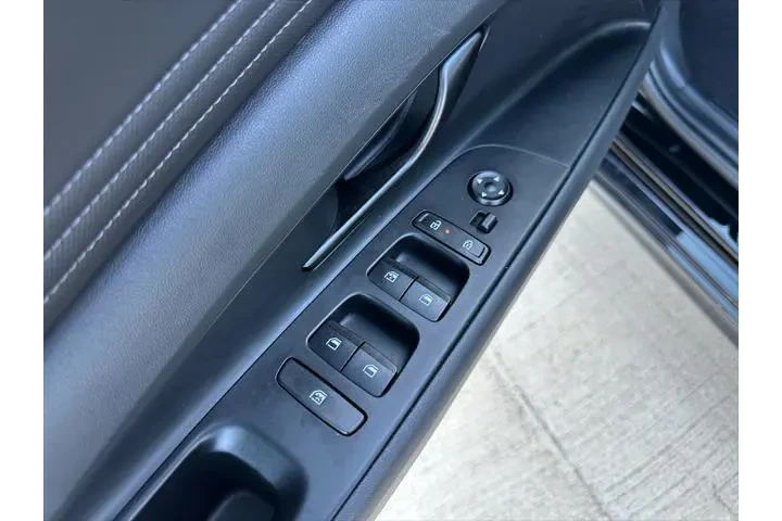 $23997 : Hyundai ELANTRA Hybrid 2025 image 10