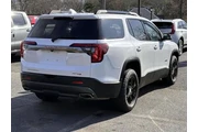 $32999 : GMC Acadia 2023 4x4 AT4 4dr thumbnail