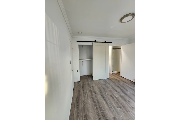 $3300 : Casa de Renta image 1