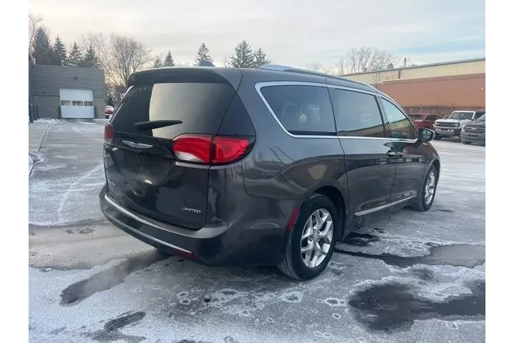 $21325 : Chrysler Pacifica 2019 Limit image 5