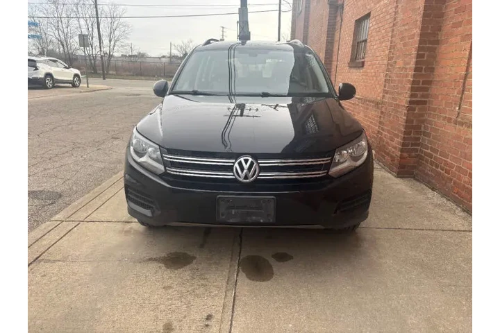 $13500 : 2017 Tiguan 2.0T Limited S 4M image 6