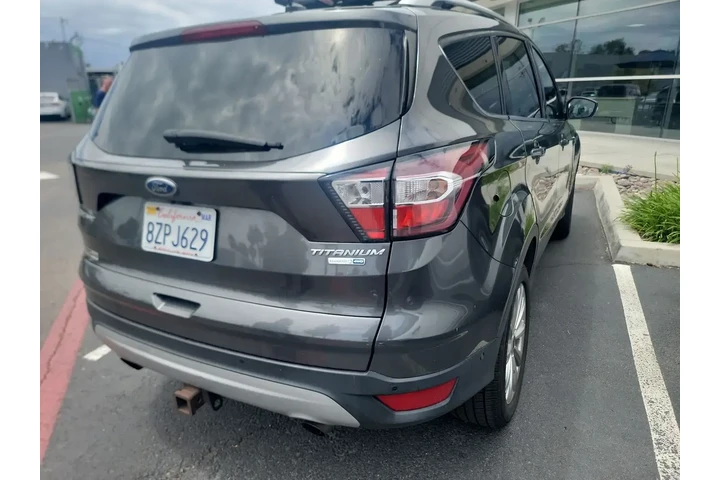 $12277 : Ford Escape 2017 AWD Titaniu image 4