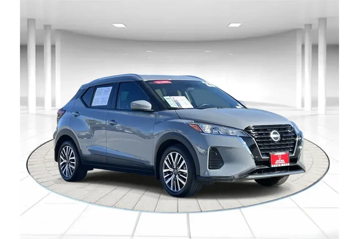 $17104 : Nissan Kicks 2023 SV 4dr Cro image 5