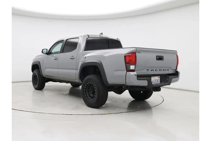 $37998 : Toyota Tacoma 2018 4x4 TRD P image 2