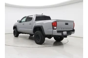$37998 : Toyota Tacoma 2018 4x4 TRD P thumbnail