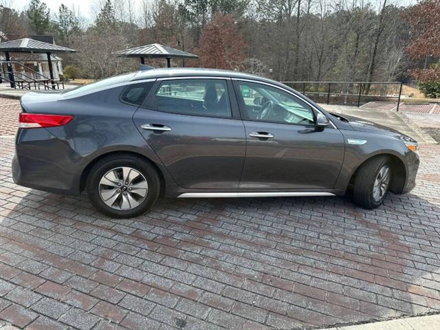 $7500 : 2017 Optima Hybrid Premium image 10