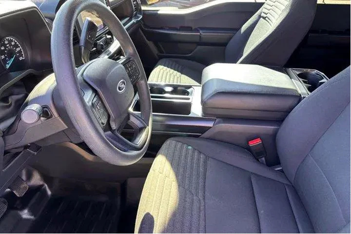 $28977 : Ford F-150 2023 4x2 XL 4dr S image 10