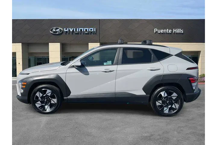 $23401 : Hyundai KONA 2025 SEL 4dr Cr image 3
