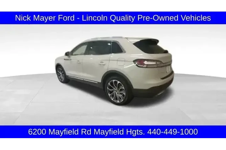 $30447 : Lincoln Nautilus 2022 AWD Re image 6