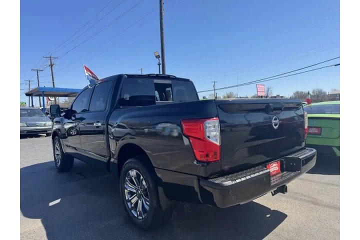 $23999 : 2018 Titan SV image 9