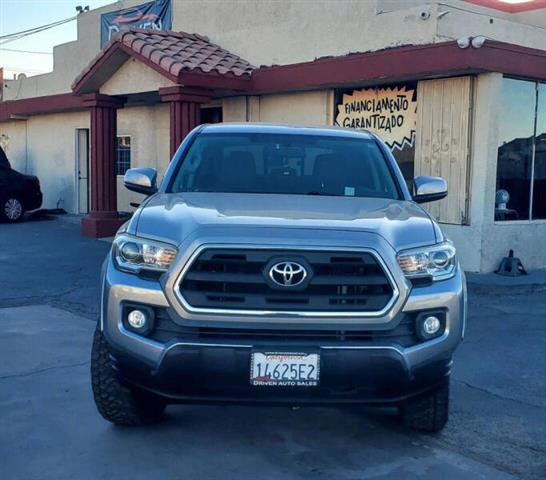 $21999 : 2017 Tacoma image 3