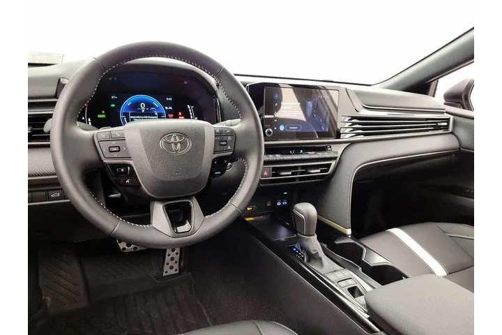 $32998 : Toyota Camry 2025 SE 4dr Sed image 9
